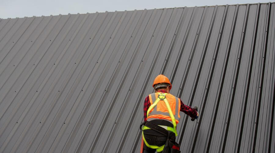 Professional gutter cleaning in Beaverton, AL